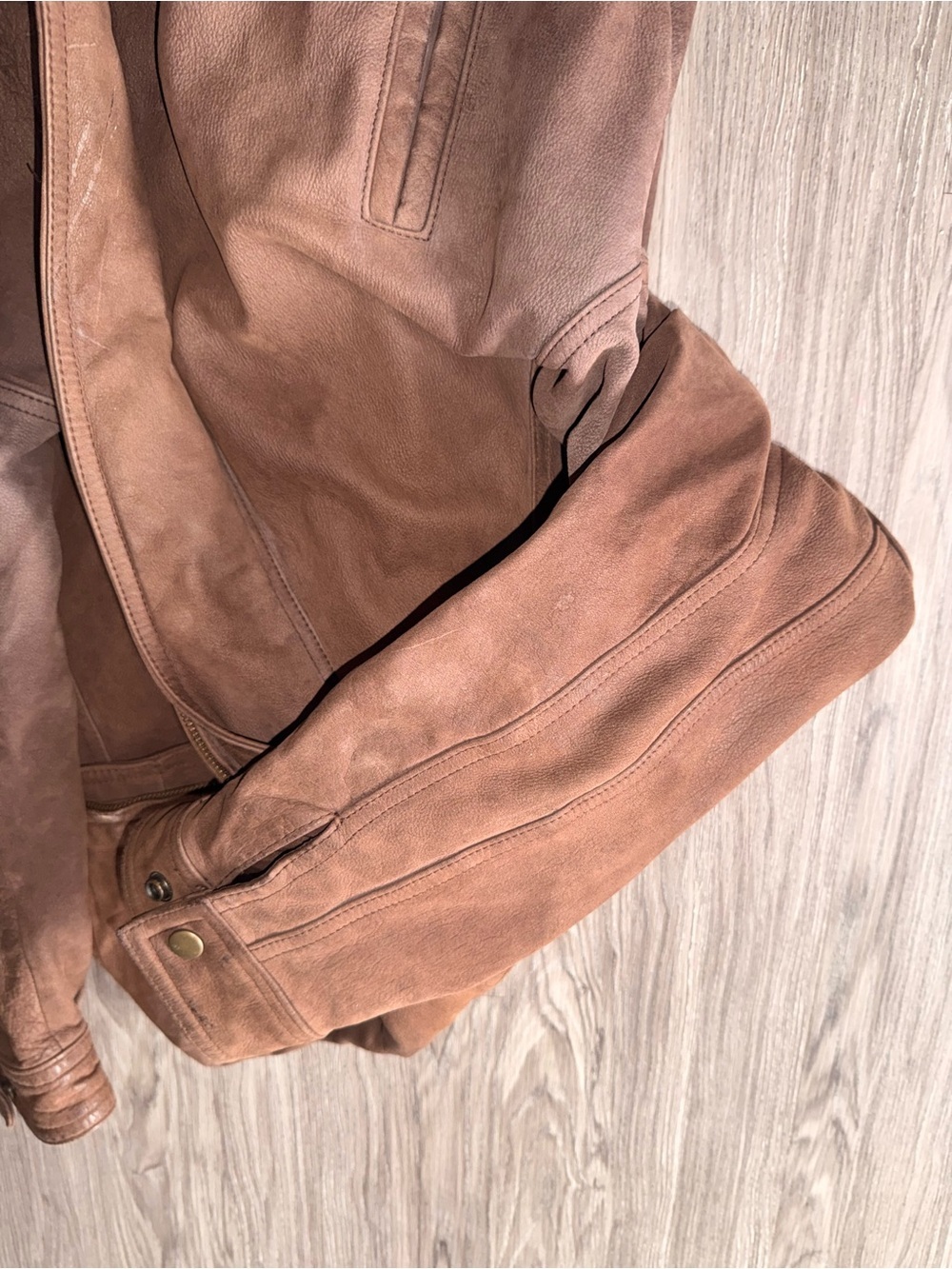 Wilson Men's Brown Leather Bomber Jacket with Snap Closure - Picture 9 of 11